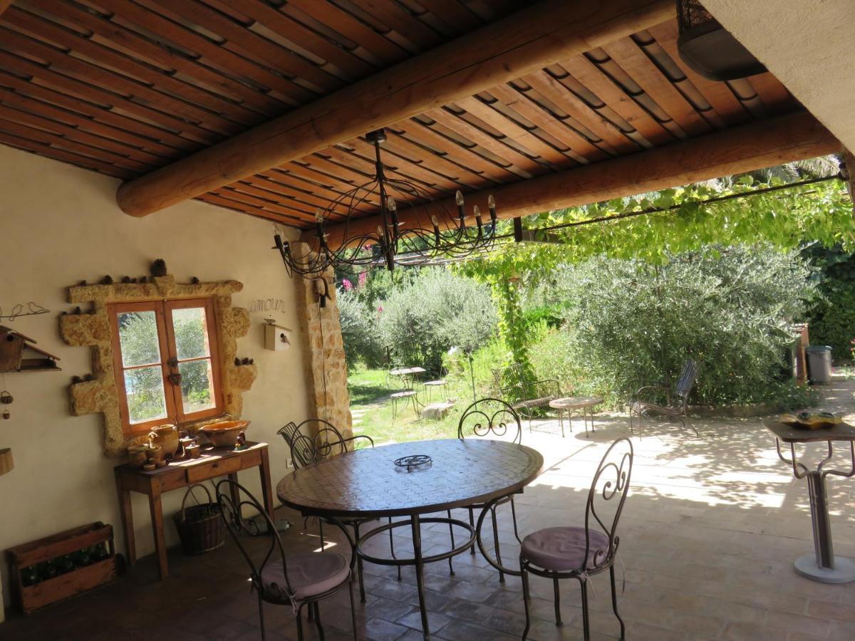 Appartement Dans Mas Provencal Grans Exterior foto